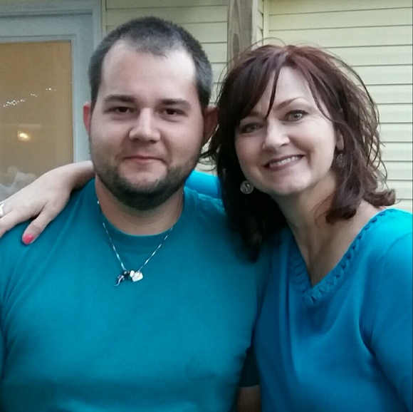 Meet your Posher, Celeste - Picture 1 of 1